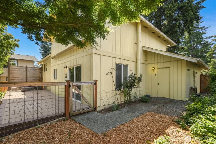 Property photo for 12820 87th Avenue, Kirkland photo 28