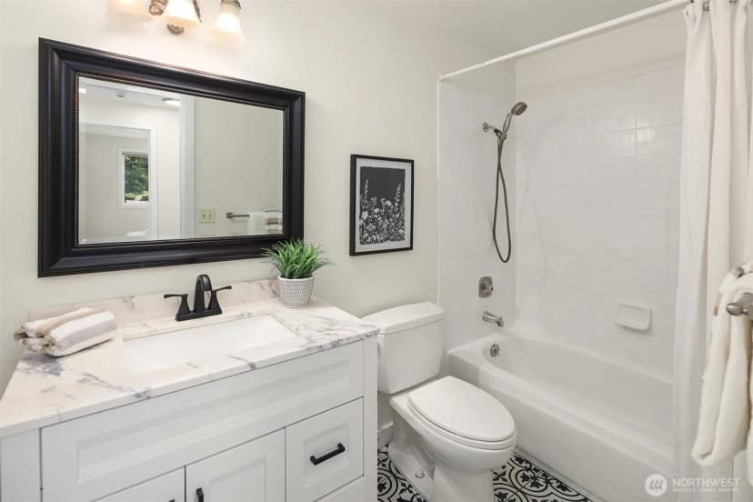 Property photo for 12820 87th Avenue, Kirkland photo 17