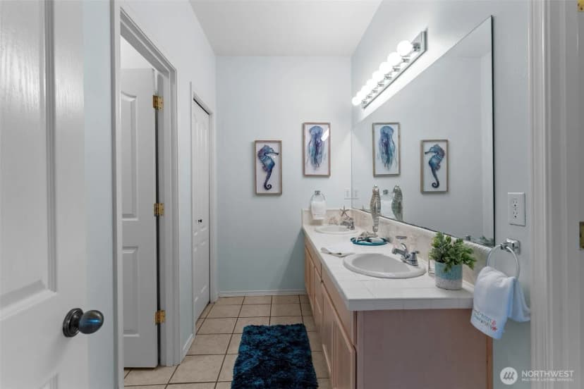 Property photo for 5808 60th Street W, University Place photo 32