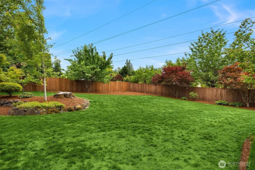 Property photo for 4713 125th Avenue Se, Bellevue photo 37