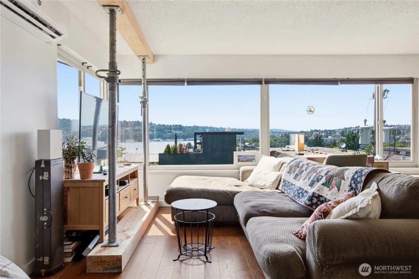 Property photo for 2703 Boylston Ave E #201, Seattle photo 9