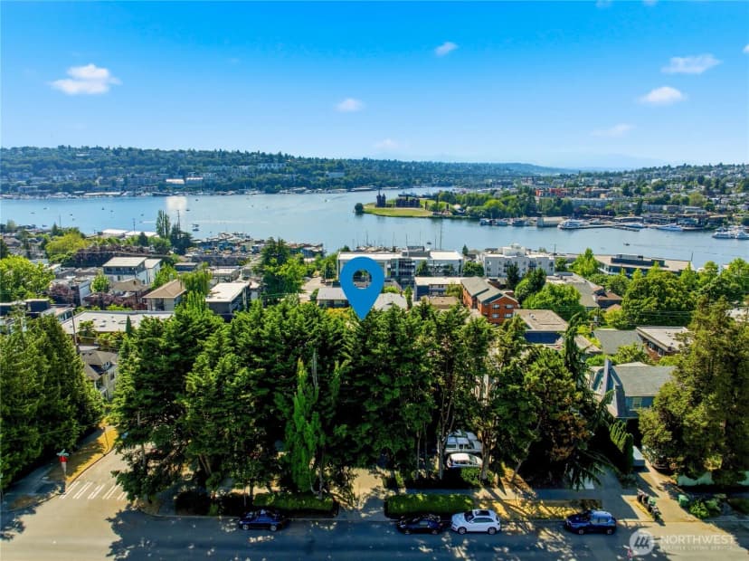 Property photo for 2703 Boylston Ave E #201, Seattle photo 13