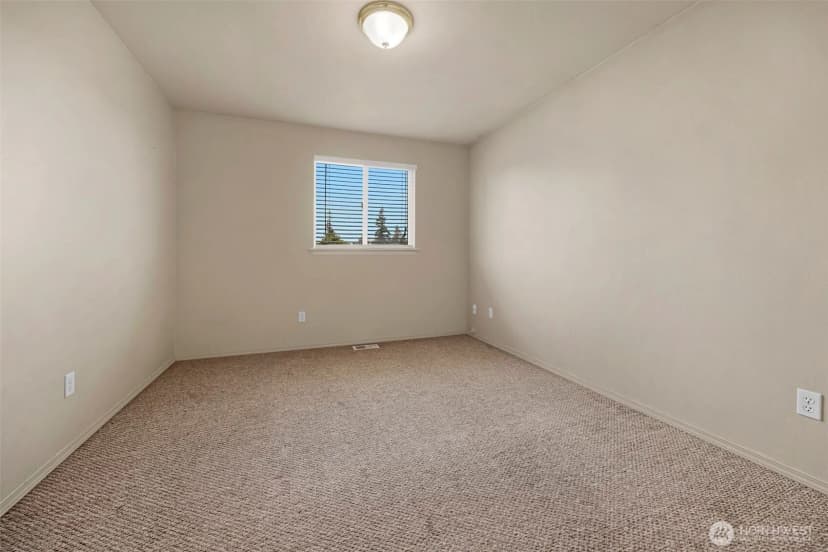 Property photo for 18411 Ballantrae Drive, Arlington photo 32