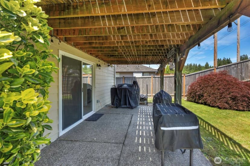 Property photo for 18411 Ballantrae Drive, Arlington photo 33