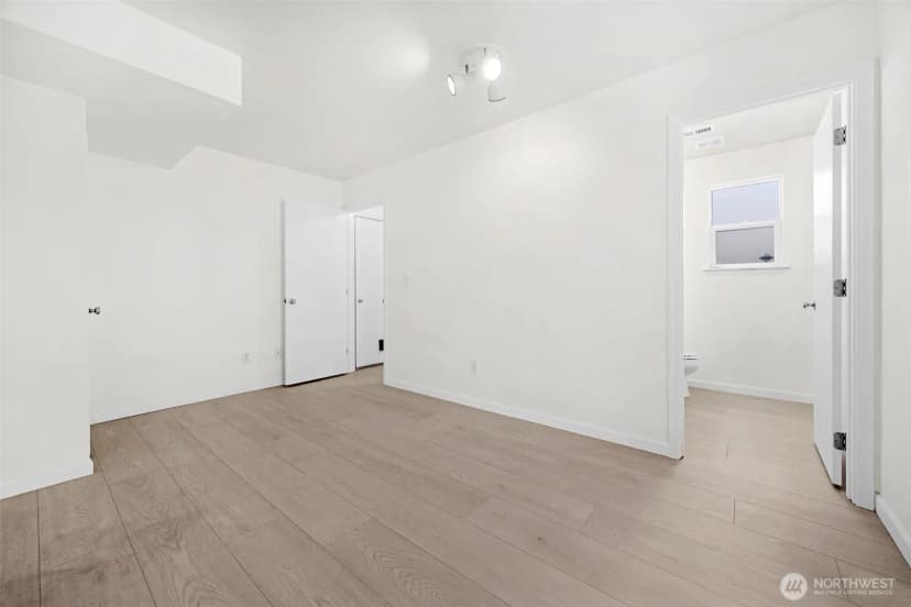 Property photo for 18411 Ballantrae Drive, Arlington photo 21