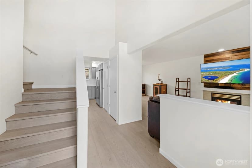 Property photo for 18411 Ballantrae Drive, Arlington photo 4