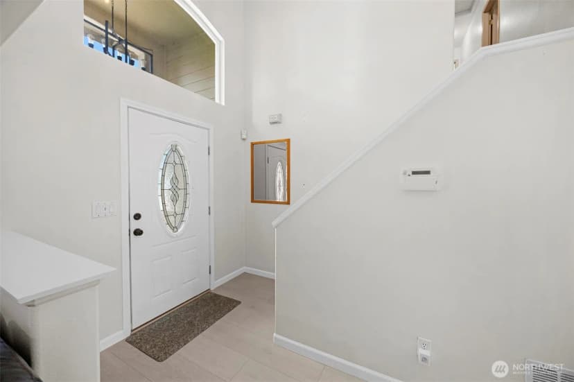 Property photo for 18411 Ballantrae Drive, Arlington photo 5