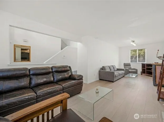 Property photo for 18411 Ballantrae Drive, Arlington photo 7