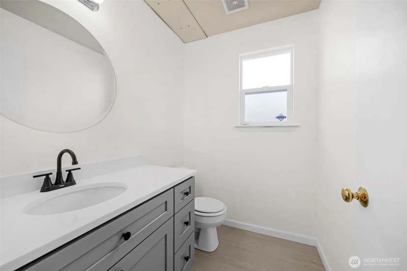 Property photo for 18411 Ballantrae Drive, Arlington photo 22