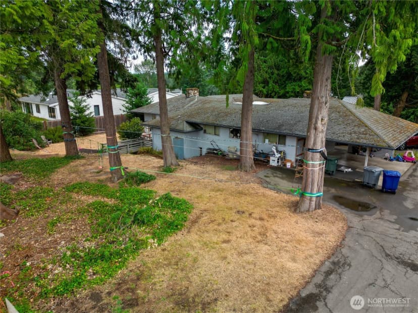Property photo for 7836 Ne 14th Street, Medina photo 6