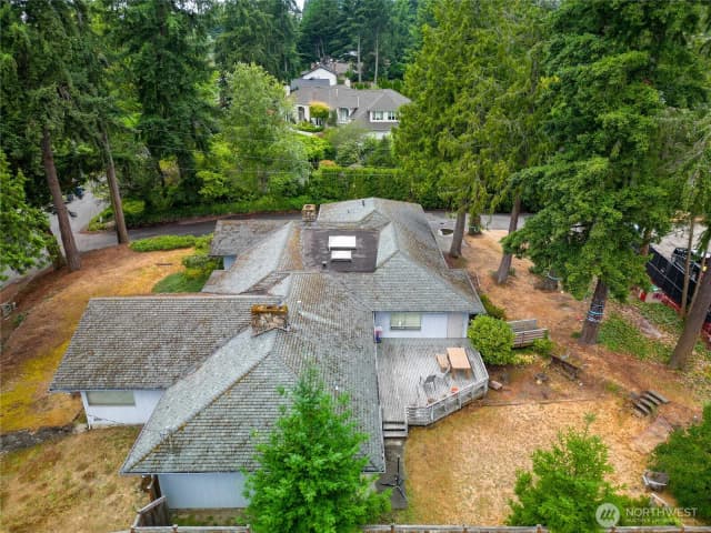 Property photo for 7836 Ne 14th Street, Medina photo 3
