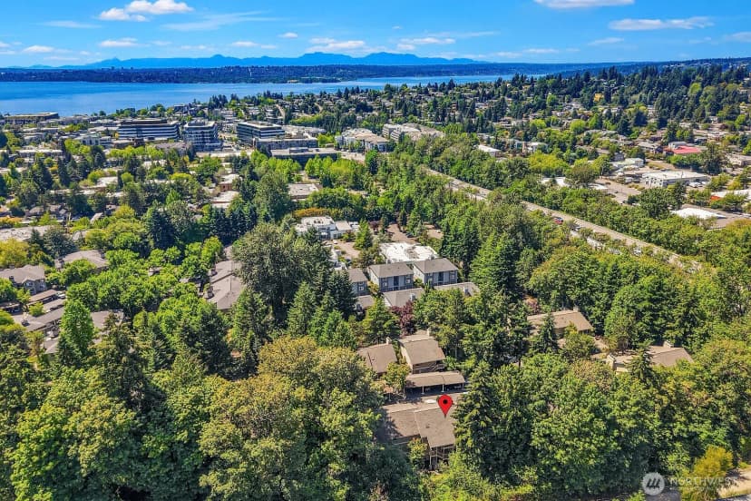 Property photo for 406 10th Street #c202, Kirkland photo 2