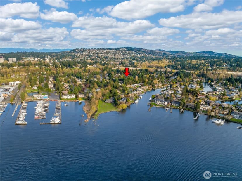 Property photo for 37 Tatoosh Ky, Bellevue photo 33