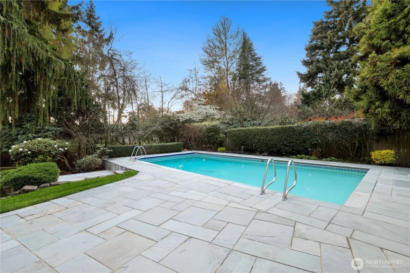 Property photo for 37 Tatoosh Ky, Bellevue photo 31