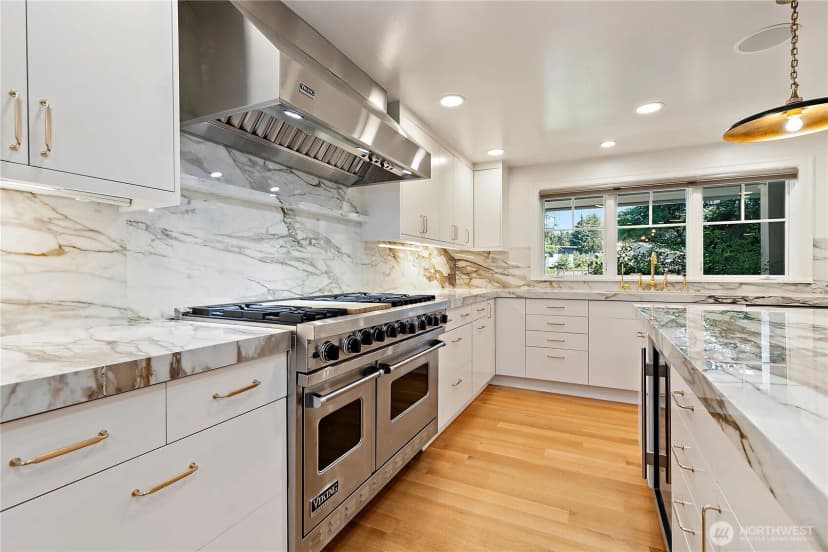 Property photo for 37 Tatoosh Ky, Bellevue photo 15
