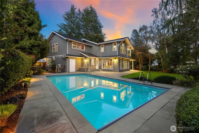 Property photo for 37 Tatoosh Ky, Bellevue