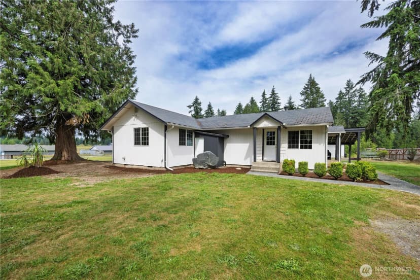 Property photo for 23617 Orting Kapowsin Highway E, Graham photo 24
