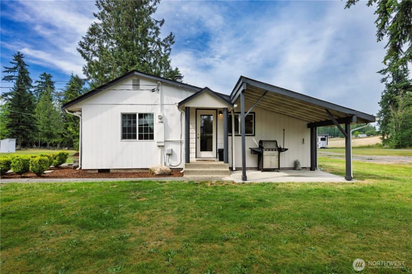 Property photo for 23617 Orting Kapowsin Highway E, Graham photo 27