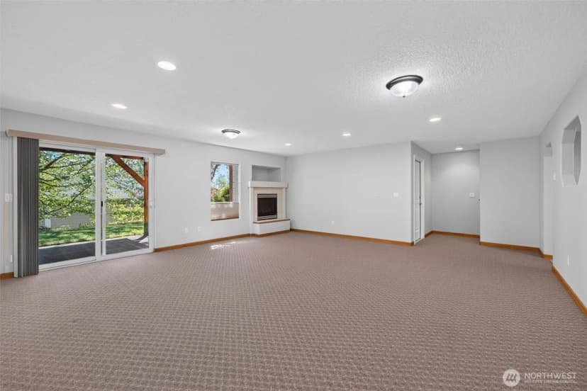 Property photo for 722 E 18th St, La Center photo 30