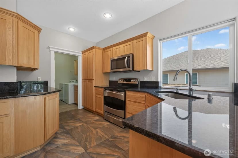 Property photo for 722 E 18th St, La Center photo 13