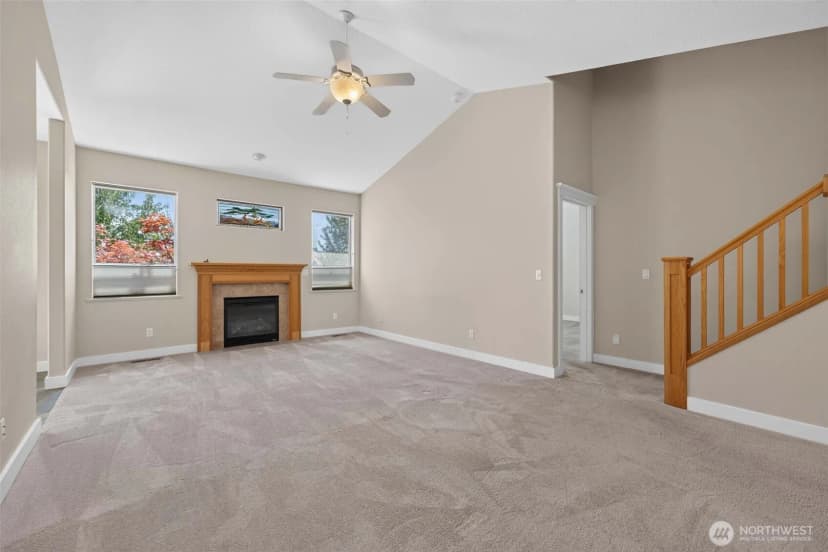Property photo for 722 E 18th St, La Center photo 9