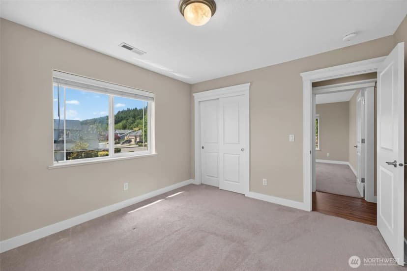 Property photo for 722 E 18th St, La Center photo 28