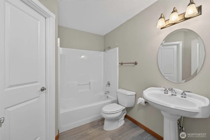 Property photo for 722 E 18th St, La Center photo 32