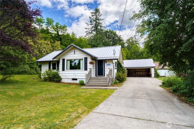 Property photo for 48242 Moen Road, Concrete