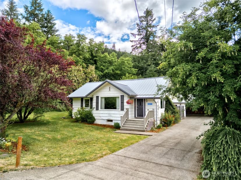 Property photo for 48242 Moen Road, Concrete photo 20