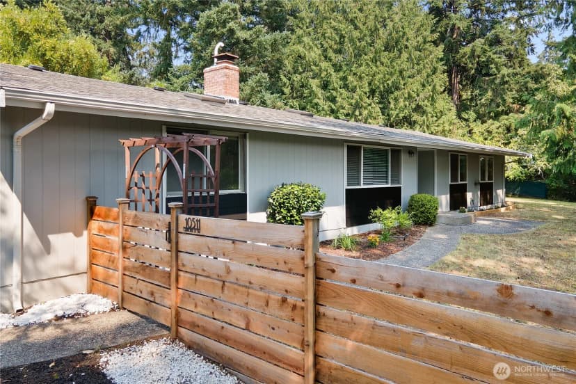 Property photo for 10511 Cedrona Street Sw, Lakewood