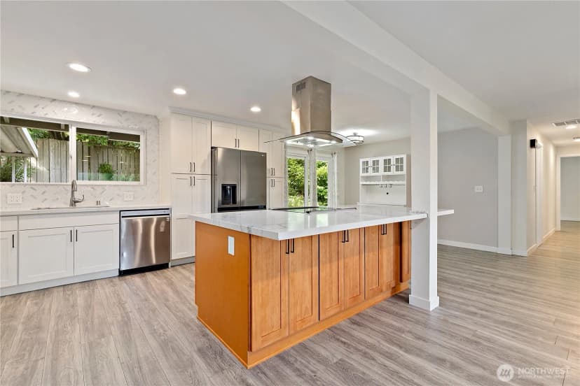 Property photo for 10511 Cedrona Street Sw, Lakewood photo 6