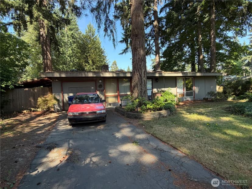 Property photo for 1715 146th Avenue Se, Bellevue