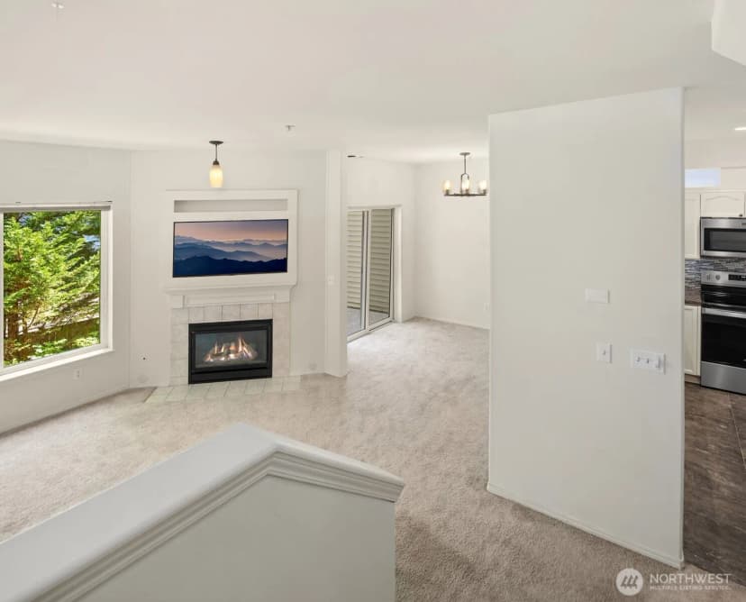 Property photo for 12113 Ne 172nd Place #j202, Bothell photo 2