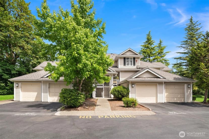 Property photo for 12113 Ne 172nd Place #j202, Bothell photo 31