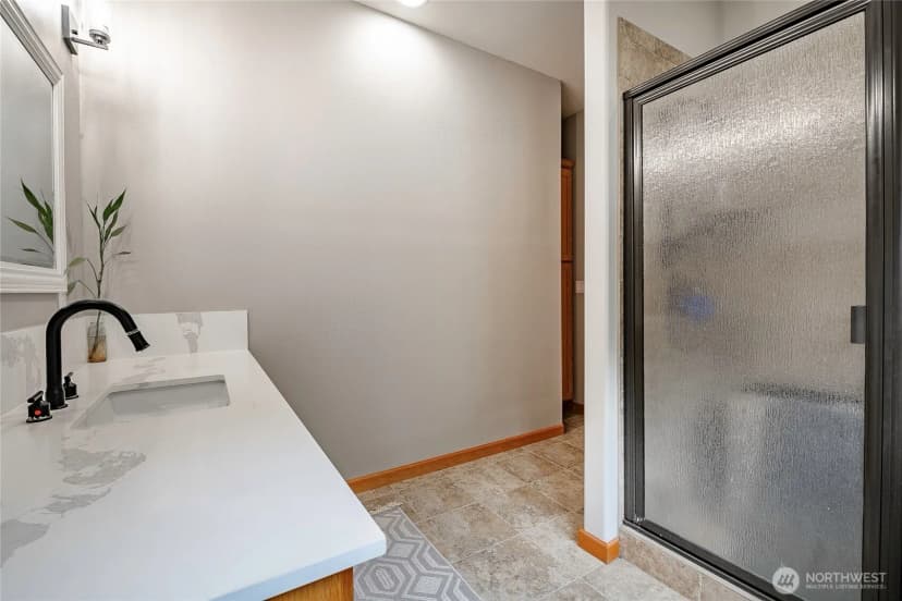 Property photo for 7969 Rodeo Drive, Lynden photo 32