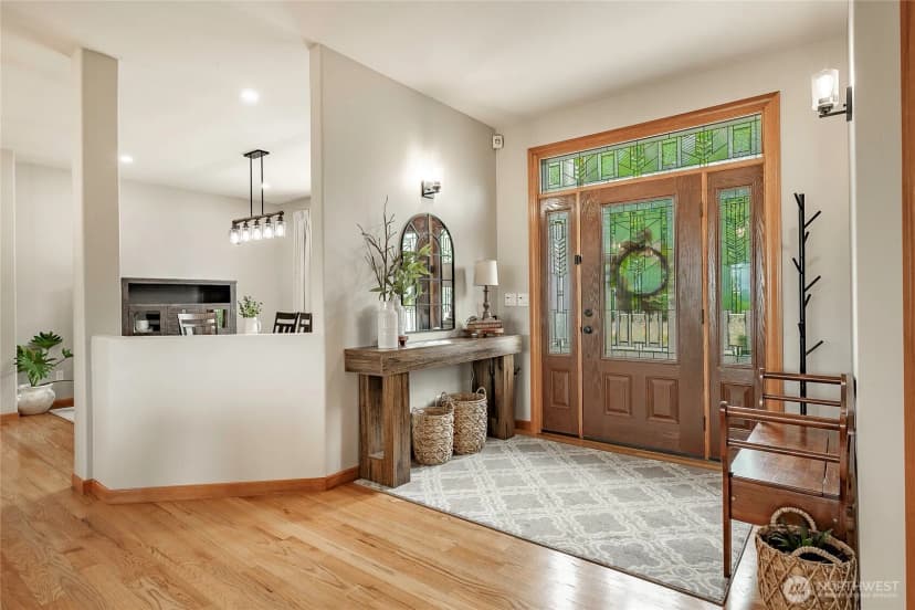 Property photo for 7969 Rodeo Drive, Lynden photo 8