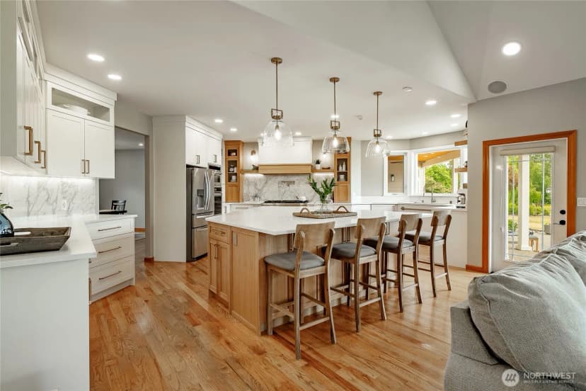Property photo for 7969 Rodeo Drive, Lynden photo 15