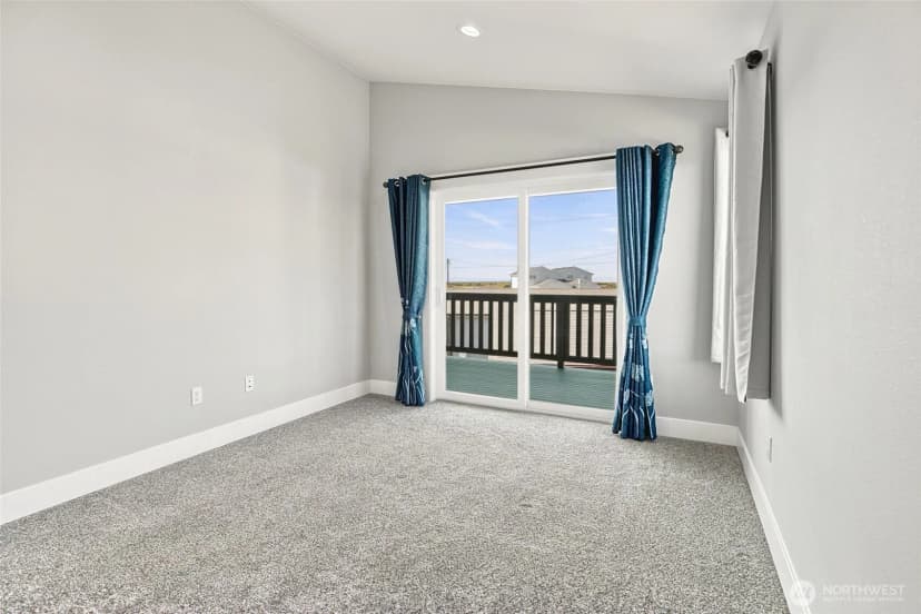 Property photo for 1054 Cedar Crest Court Sw, Ocean Shores photo 21