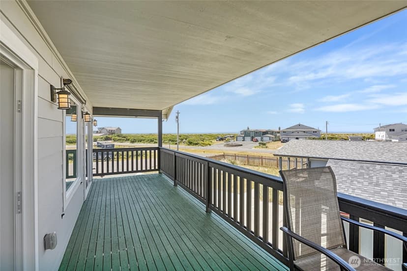 Property photo for 1054 Cedar Crest Court Sw, Ocean Shores photo 9