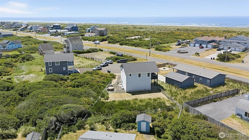 Property photo for 1054 Cedar Crest Court Sw, Ocean Shores photo 35