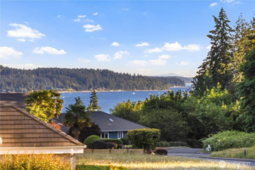 Property photo for 10017 127th Street Ct Nw, Gig Harbor photo 33