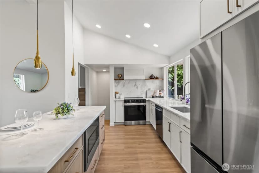 Property photo for 4303 Ne 24th Street, Renton photo 8