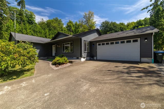 Property photo for 107 Skyview Drive, Mossyrock