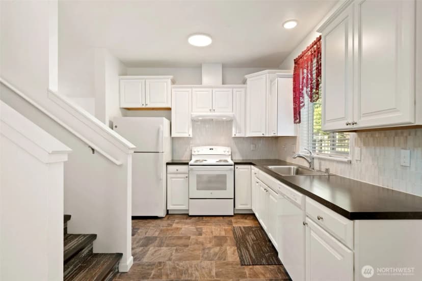 Property photo for 70 E Dabob Road, Shelton photo 12