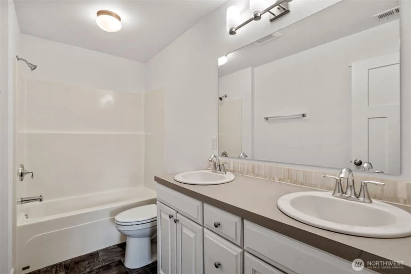 Property photo for 70 E Dabob Road, Shelton photo 20
