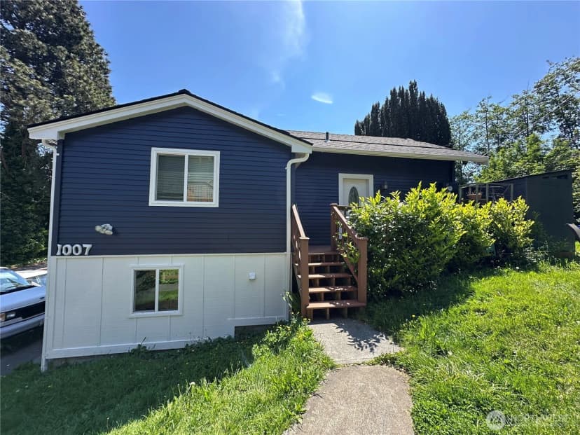 Property photo for 1007 22nd Street, Bellingham photo 2