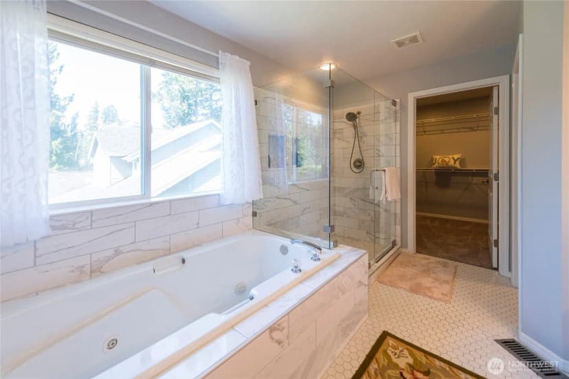 Property photo for 24412 214th Avenue Se, Maple Valley photo 20