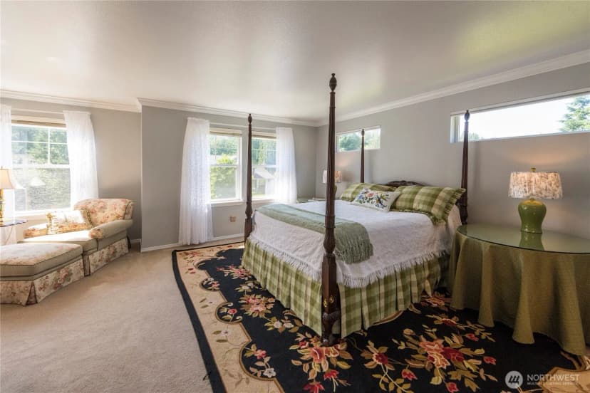 Property photo for 24412 214th Avenue Se, Maple Valley photo 17