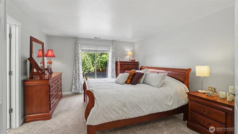 Property photo for 15532 156th Court Se, Renton photo 16