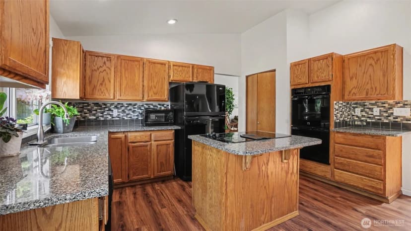 Property photo for 15532 156th Court Se, Renton photo 5